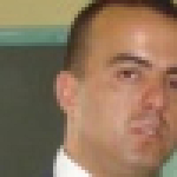 اتركوا والي طنجة محمد اليعقوبي  يشتغل بهدوء ....