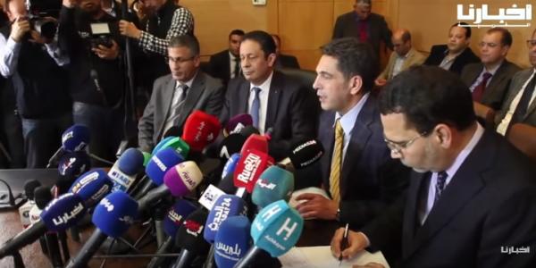 بالفيديو:"أمزازي" و"الخلفي" يزفان خبرا سارا للأساتذة المتعاقدين المضربين ويطالبون بعودتهم إلى مقرات عملهم(النص الكامل لبلاغ الوزارة)