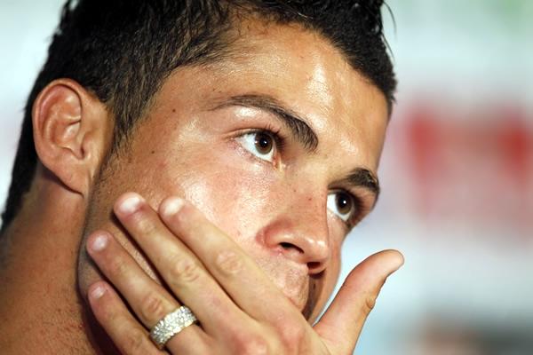 رونالدو يرفض التوقف عن الهروب إلى المغرب