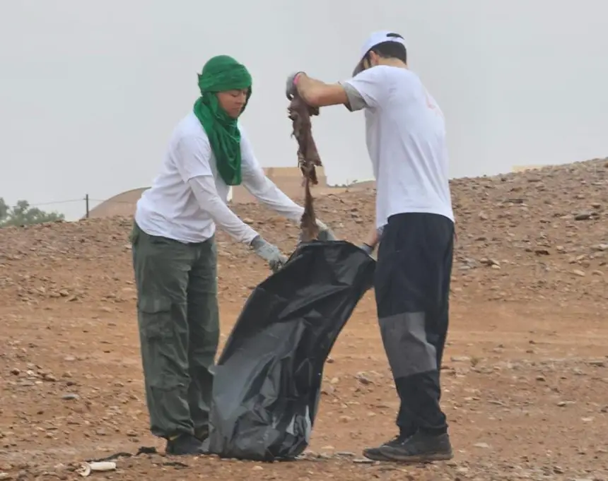نداء من قلب الصحراء المغربية: دعوة عالمية لحماية الصحارى والثروات الطبيعية
