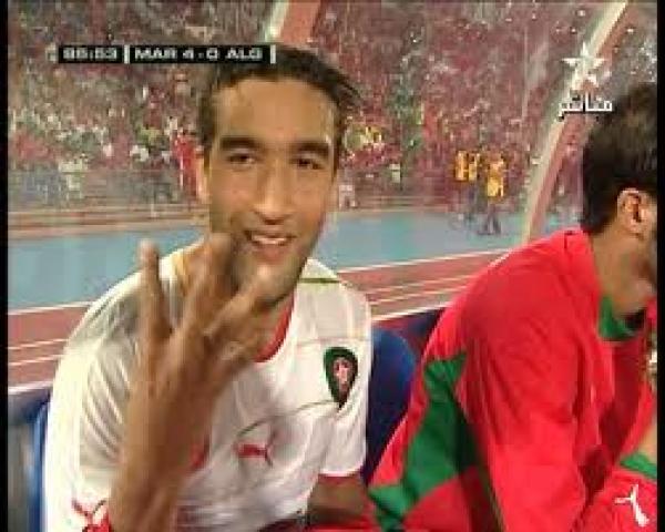 الصحافةالجزائرية تنتقد بشدة بن شيخة و تحمله مسؤولية الخسارة