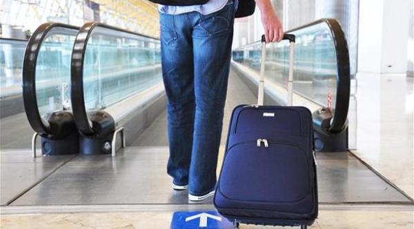 10 أخطاء تجنب ارتكابها عندما تسافر وحيداً