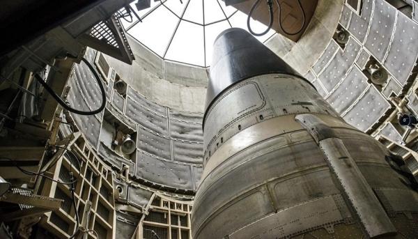 القبض على مهندس سابق بسبب سرقة ملفات حساسة حول الصواريخ النووية