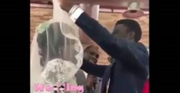 بالفيديو.. أغرب رد فعل من عريس لدى رؤيته وجه عروسه