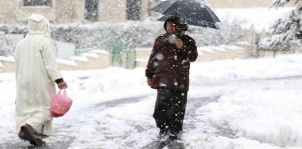 تساقطات مطرية وثلوج ودرجات حرارة تحت الصفر منتظرة اليوم بالعديد من مناطق المملكة