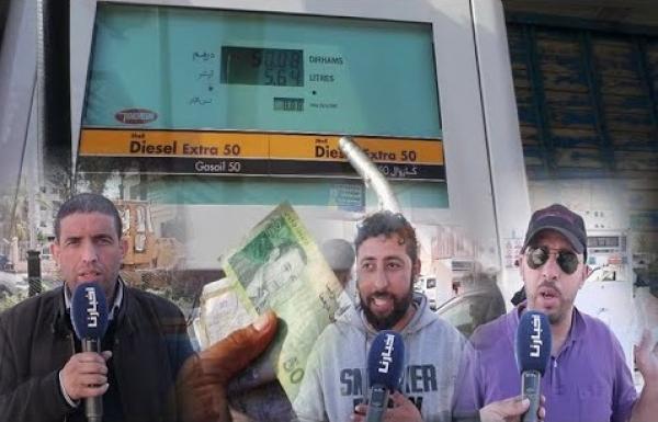 مهنيون يجلدون "لوبي" المحروقات بسبب استقرار الأسعار محليا رغم انهيارها في الأسواق العالمية