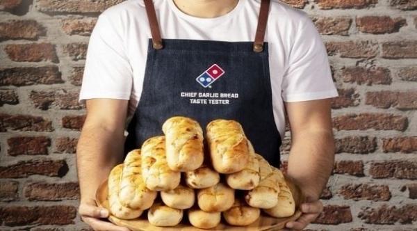 دومينوز تعلن عن وظيفة تخص الذين لهم خبرة في تناول خبز الثوم لمدة خمس سنوت على الأقل