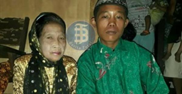 بالفيديو.. جدة إندونيسية تتزوج مراهقا عمره 16 عاما