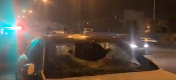 جريمة بشعة...شخص يرمي طفلا من فوق قنطرة والضحية يفارق الحياة في مشهد مروع