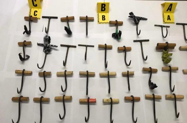 بحوزتهم 36 أداة حديدية..توقيف 25 مهاجرا سريا على متن حافلة بمدخل مدينة طنجة