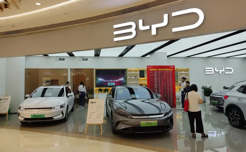 تجاوز الـ 19%.. تراجع أرباح عملاق السيارات الكهربائية "بي واي دي" لأول مرة منذ 4 سنوات