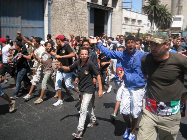 تأجيل محاكمة المتهمين في أحداث مباراة الرجاء البيضاوي والجيش الملكي إلى الثلاثاء المقبل