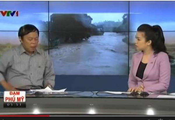 بالفيديو: رن هاتفه على الهواء..فشاهد ماذا فعل؟