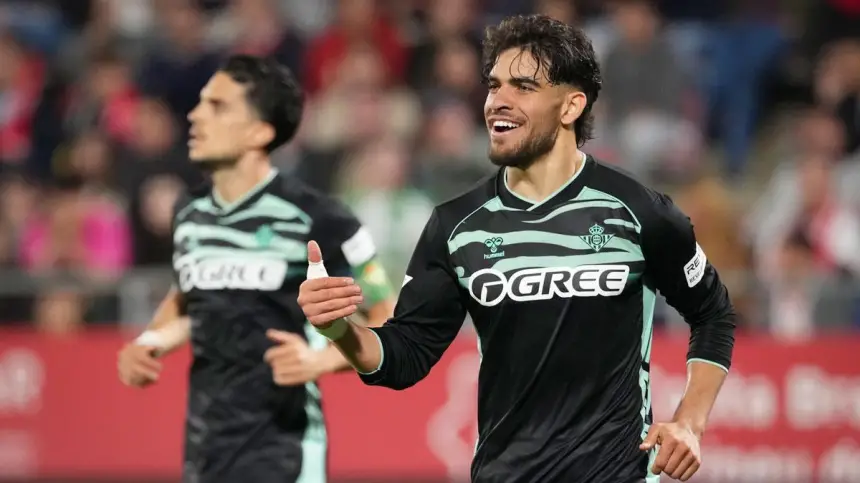 الزلزولي "يُنفجر" في وجه جيرونا.. قاد بيتيس لانتصار مثير وأوناحي يبصم على حضور قوي في "ليلة مغربية" بامتياز