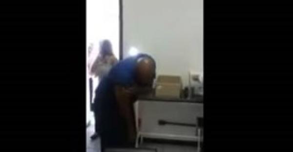 بالفيديو.. رد فعل مضحك لرجل بـ«عضلات» يخاف من حقنة