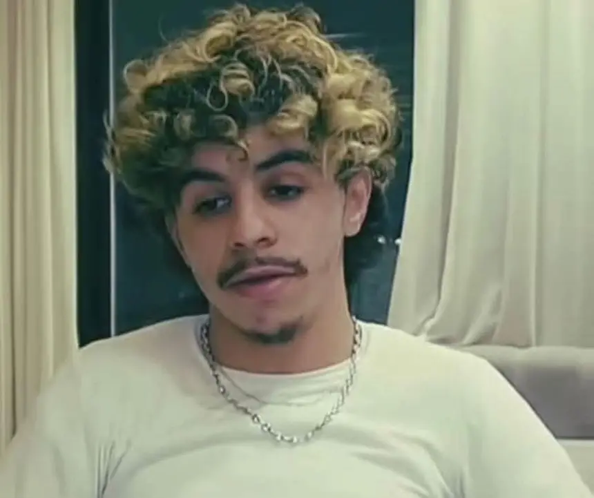 ابتدائية الرباط تتخذ قرارا جديدا في قضية المشجع الجزائري "المتبول في المدرجات"