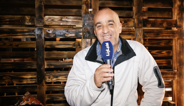 بالفيديو: الكوميدي "السروتي" ينتفض في وجه "منتجين" بسبب تهميش "الرواد" ويؤكد أن المشهد التلفزيوني أصبحت تحكمه "مافيات"