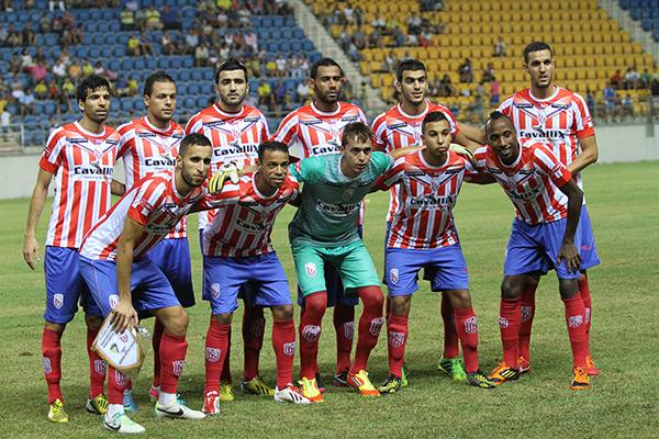 صحيفة اسبانية تتهم المغرب التطواني بدفع 100 ألف يورو للمشاركة في دوري كارانزا بإسبانيا