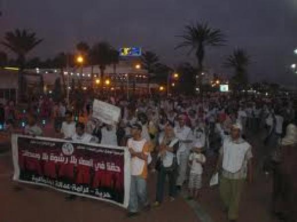 قمع وحشي و اعتداءات بوليسية و مطاردات للمعطلين بشوارع أكادير‏