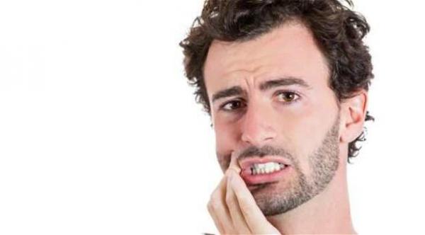 9 إجراءات للوقاية من قرحة الفم