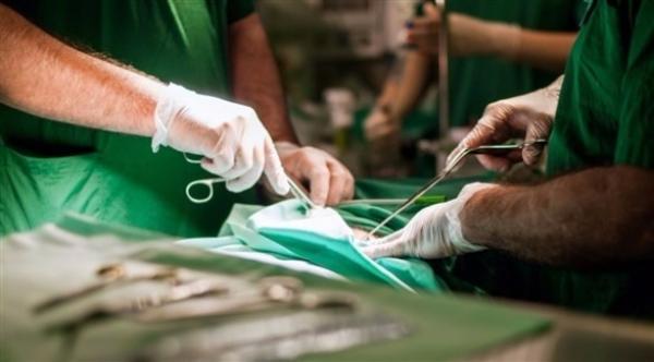 زوجان يتبرعان بأعضاء طفلهما بعدما ألقياه من النافذة