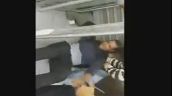 شوهة! مغاربة يضحون بحياتهم من أجل تخفيضات المجمع التجاري "كوسموس" بالبيضاء