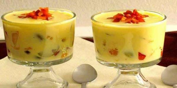 طريقة تحضير المهلبية بالفواكه