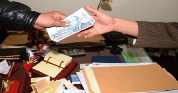 حكم مفاجئ في قضية فيديو الرشوة الشهير الذي أطاح بعون سلطة بآسفي