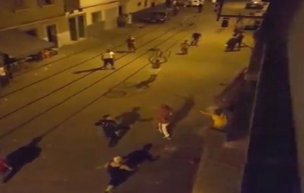 مجهولون يشنون هجوما على إعدادية بأكادير و وقوع اغماءات بين التلميذات