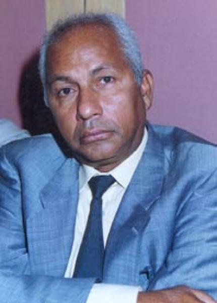 اعترافا بجميل المغرب ، الرئيس المالي يعين مغربيا وزيرا في الحكومة