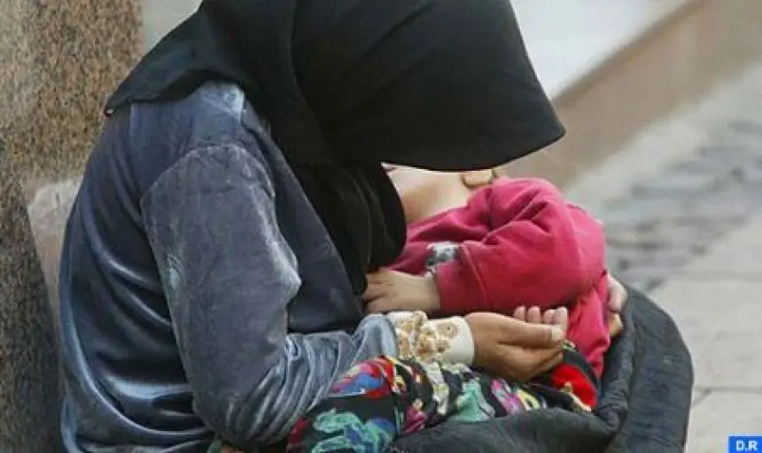 عيش نهار..توقيف ثلاثينية "متسولة" وفي حوزتها 11 مليون سنتيم