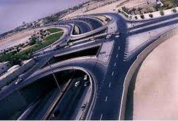 عباس الفاسي: الهندسة الطبوغرافية حلقة أساسية في مسلسل تنفيذ المشاريع والاستجابة لحاجيات المستثمرين 