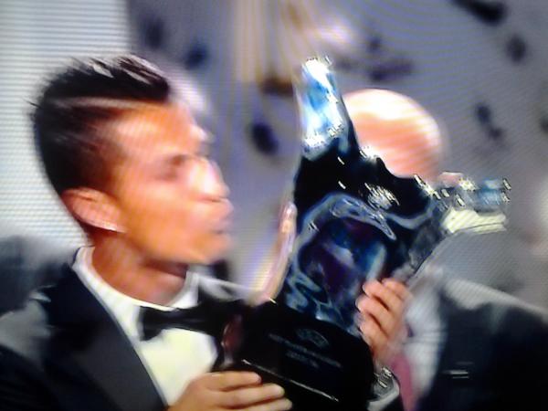 كريستيانو رونالدو يفوز بجائزة أحسن لاعب في أوروبا