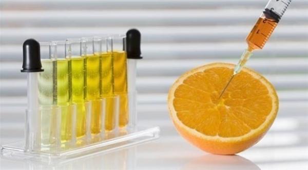 نُقلت إلى المستشفى في حالة الخطر بعد حقن نفسها بخليط عصائر الفواكه