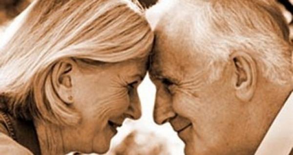 بحوث: كفاءة دماغ النساء أطول عمرا من الرجال في الشيخوخة