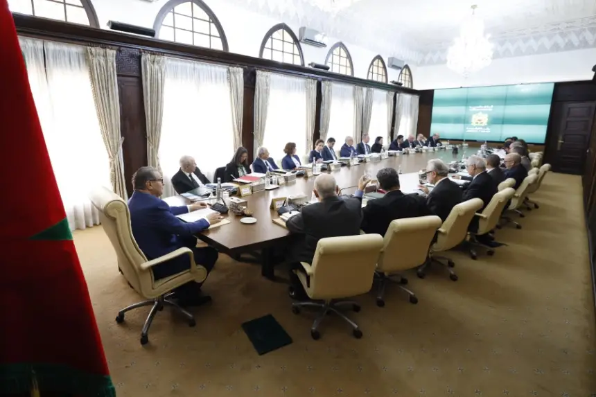 مجلس الحكومة يصادق على تعيينات عليا في 3 وزارات