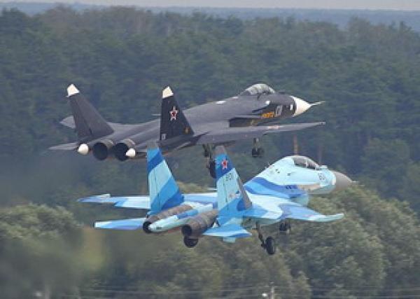 الجزائر رفضت طلبا بإرسال طائرات مقاتلة للحرب على "داعش"