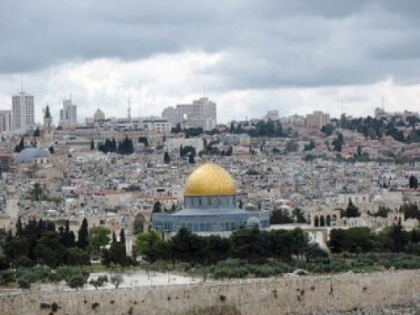 الاتحاد الأوروبي يدعو إسرائيل والفلسطينيين إلى عدم تقويض عملية السلام