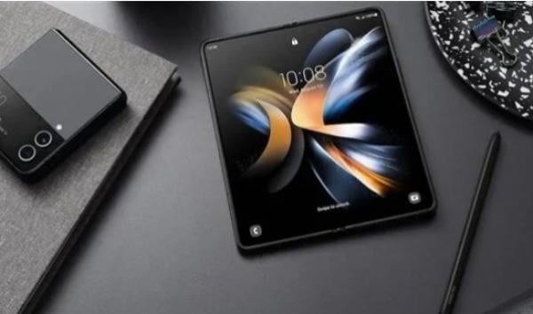 سامسونغ تستعد لإطلاق تابلت مطوي الأول من نوعه