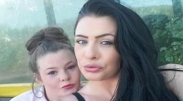 بريطانية تصبح أصغر جدة بعمر 30 عاماً