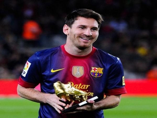 ميسي: رونالدو بطلي المفضل