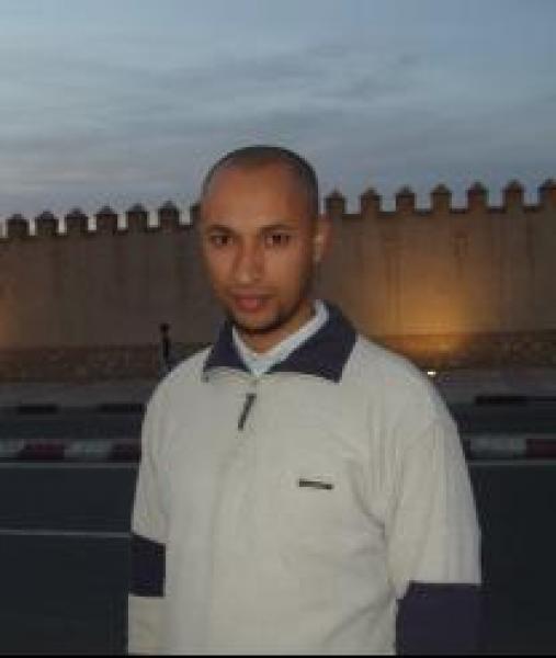 كلنا حالة اجتماعية... !