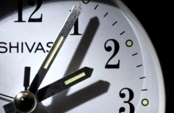 تقديم وتأخير التوقيت قد يسبب نوبة قلبية