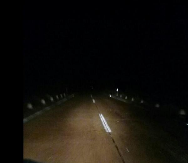 بعد ساعات من الإغلاق .. إعادة فتح الطريق الرابطة بين العيون و السمارة