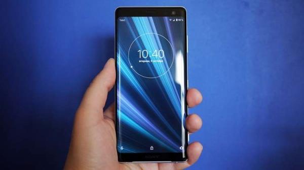 أبرز خاصيات "Xperia XZ3" الجديد من سوني