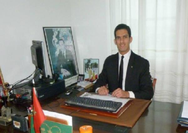 الإنـسـان حـر أم مـقـيـد