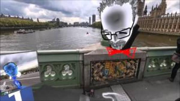 بالفيديو: فيس بوك تكشف عن عصا سيلفي بتقنية الواقع الافتراضي