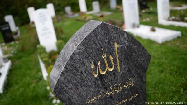 ولاية بافاريا تدرس إمكانية دفن الموتى بدون توابيت