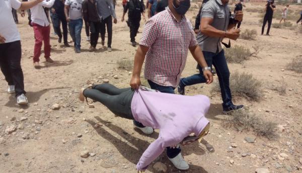 بالصور: إعادة تمثيل جريمة قتل الفتاة "سحر" بعد تكبيلها ورميها في الواد الحار