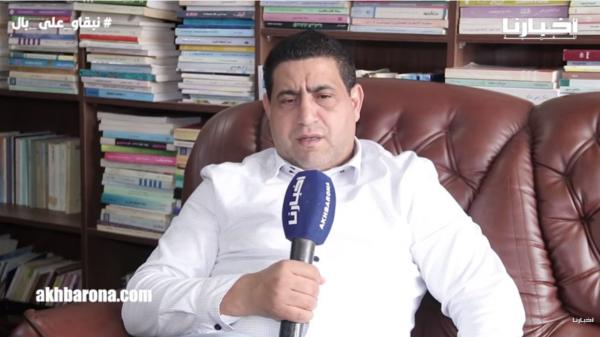 تمسك غريق بغريق .. الهيني في تعليق مثير على استقبال الرئيس الجزائري تبون لزعيم البوليساريو